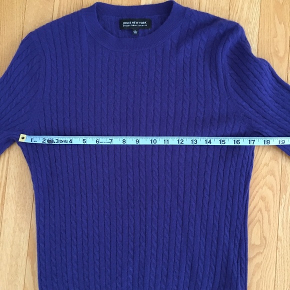 Cashmere cable knit sweater sz small - Picture 3 of 8